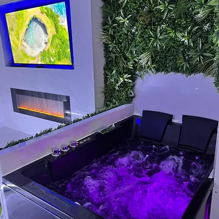 Suite Jacuzzi 2 Min De La Mer La Ciotat Exterior photo