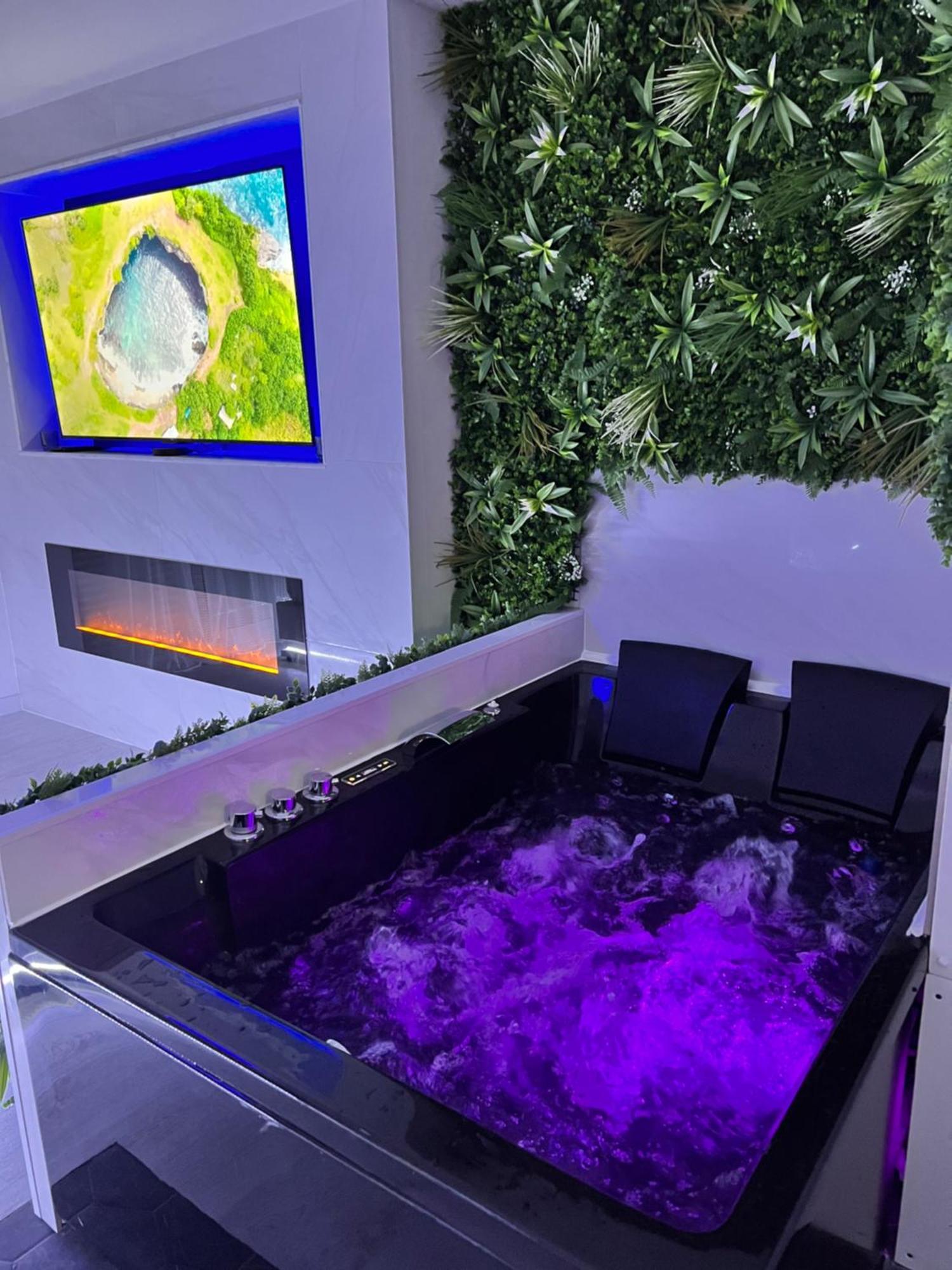 Apartment Jacuzzi 2 Min De La *